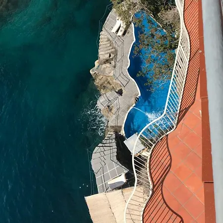 فيلة Costa Degli Dei